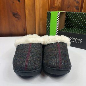 NEW - Isotoner Signature Enhanced Heel Cushioned Slippers - Woodlands Edition